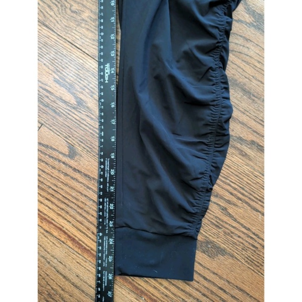 Athleta Attitude Lined Mid Rise Jogger Pant Black Size 2 Stretch Ruched Leg - Picture 6 of 8